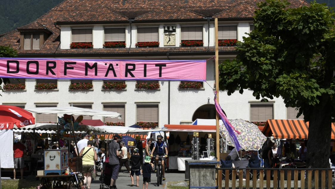 Marché de village 2024 à Bönigen
