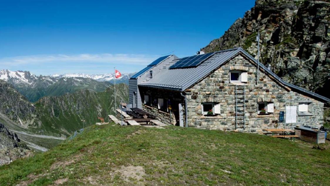 Wandergaststätte Medelserhütte SAC